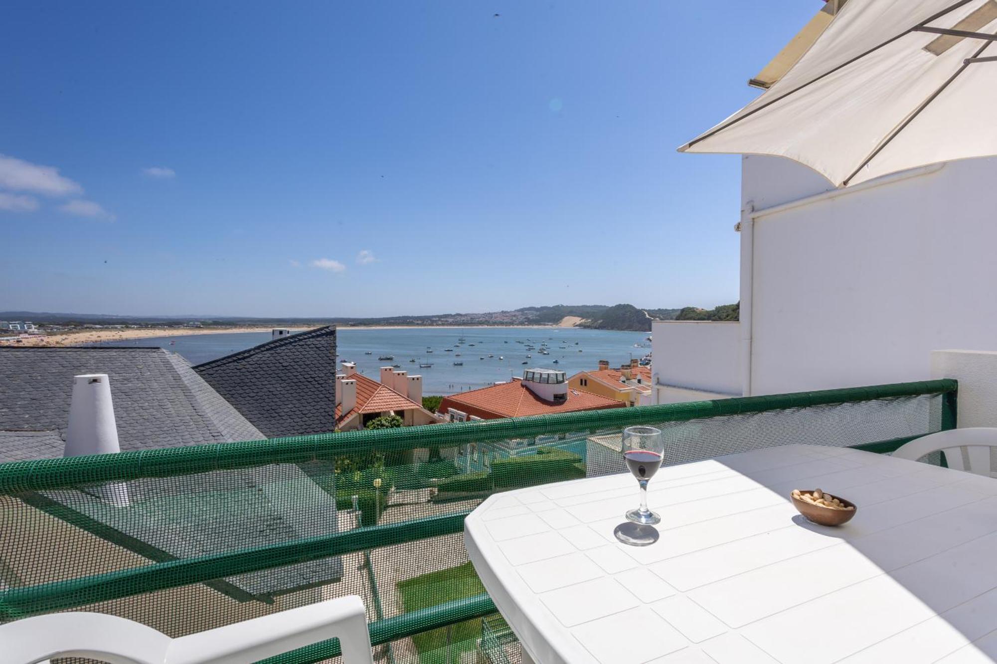 Concha Mar com vista sobre a Baía Apartamento São Martinho do Porto Exterior foto