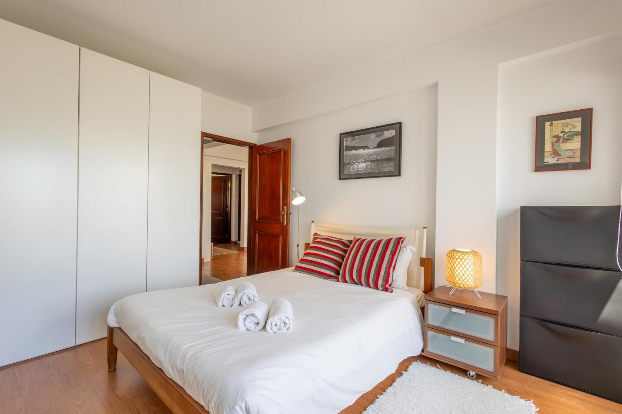 Concha Mar com vista sobre a Baía Apartamento São Martinho do Porto Exterior foto